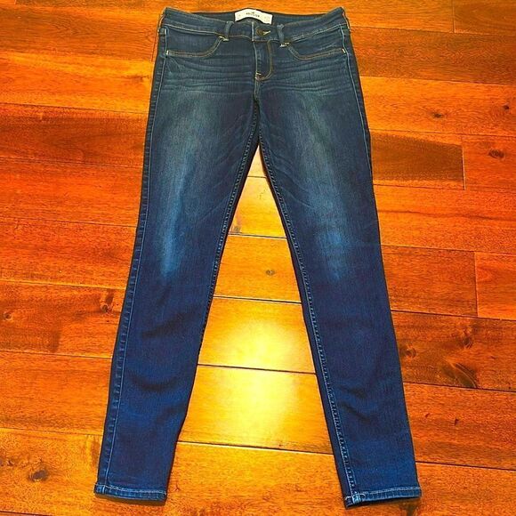 Hollister Jeans 7R - Picture 1 of 8